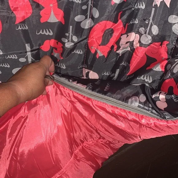 Ozark Trail- youth sleeping bag - Picture 2 of 3